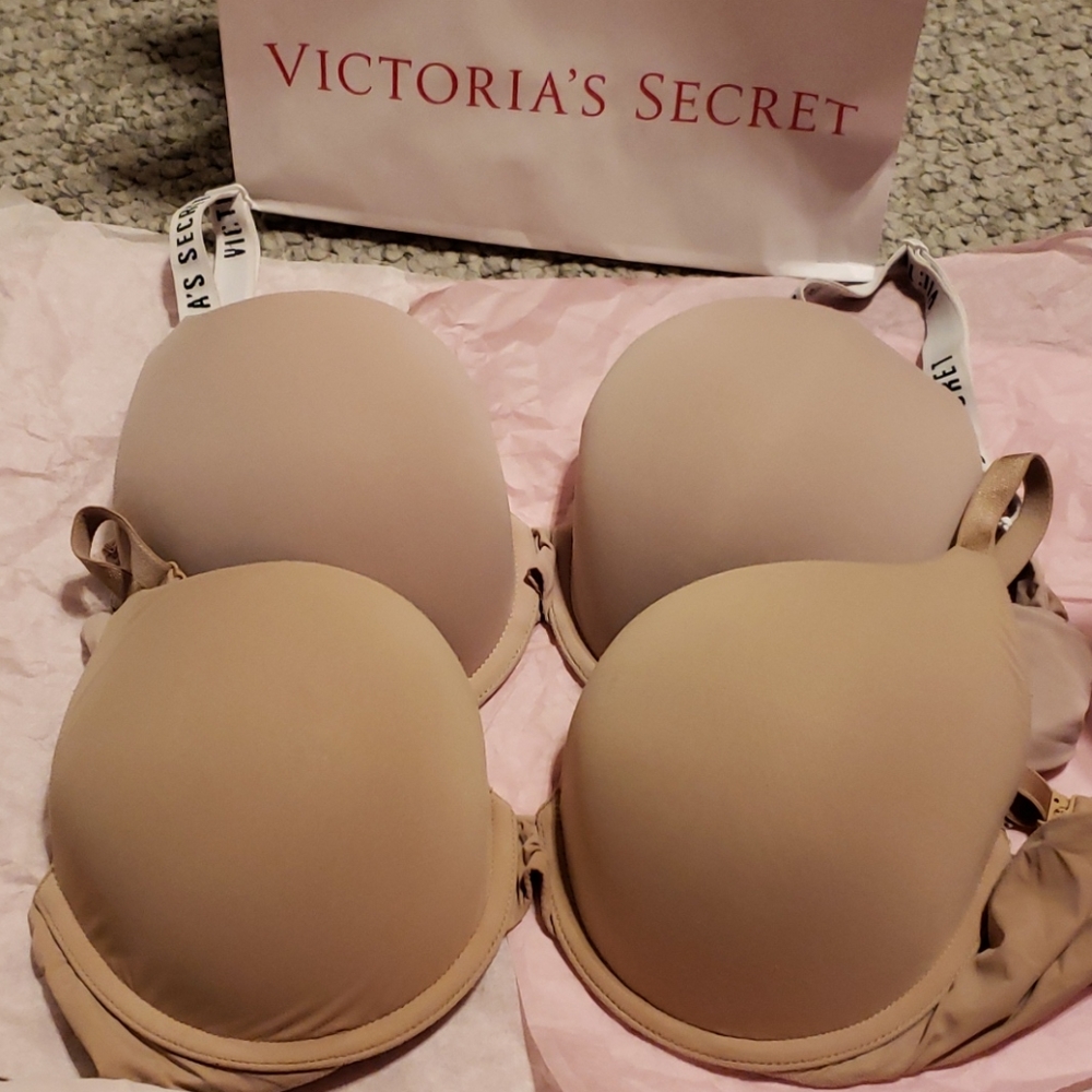 Victoria's secret Bras. Two for 12$.